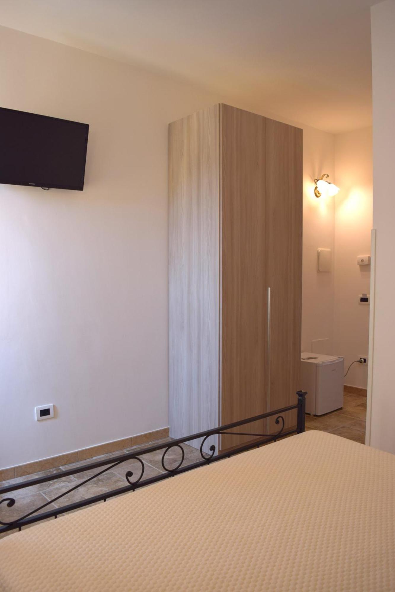 Bed and Breakfast Le Mimose Pulsano Exterior foto